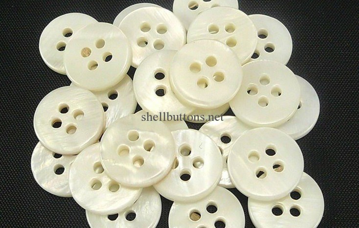 double white 4 holes river shell buttons