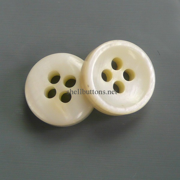 natural white shell buttons for garments  